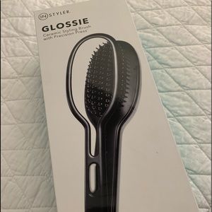 Glossier hair straightener brush